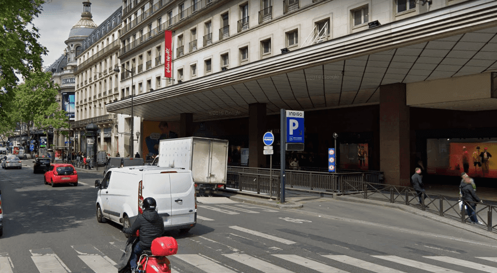 Photo of the INDIGO Haussmann Galeries Lafayette car park in Paris