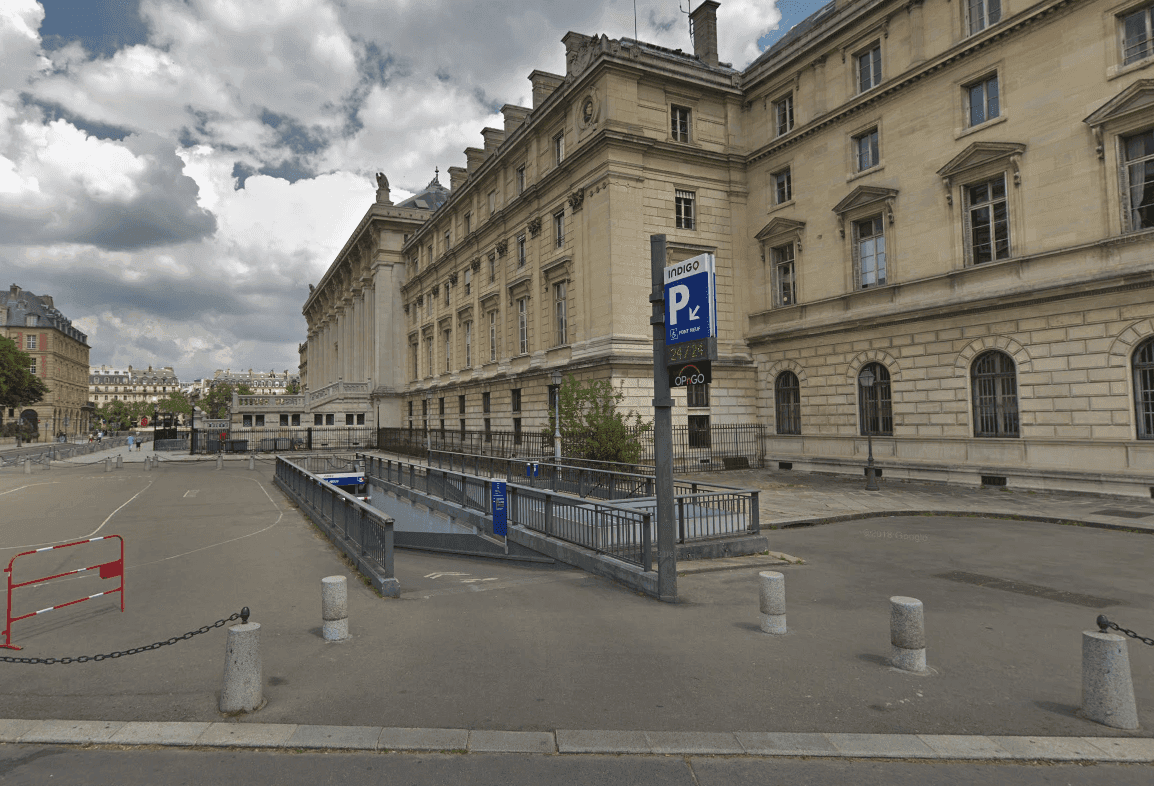 Photo of the INDIGO Harlay Pont Neuf car park in Paris